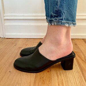 Everlane Leather Clogs/Mules - Size 7